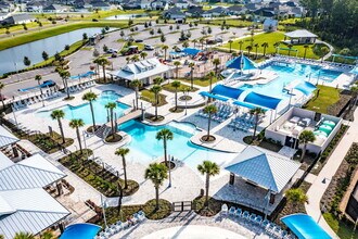 121 Thistleton Wy in St. Augustine, FL - Foto de edificio - Building Photo
