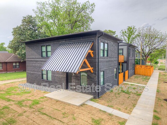 property at 1010 North Pkwy