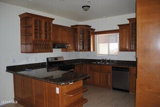 5817 Lawndale Dr in El Paso, TX - Building Photo - Building Photo
