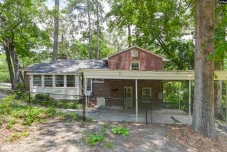 102 Juarez Ct in Columbia, SC - Building Photo - Building Photo