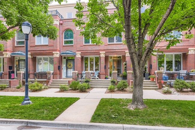 property at 16 S Monroe St