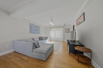 1707 Summer St in Stamford, CT - Building Photo - Building Photo