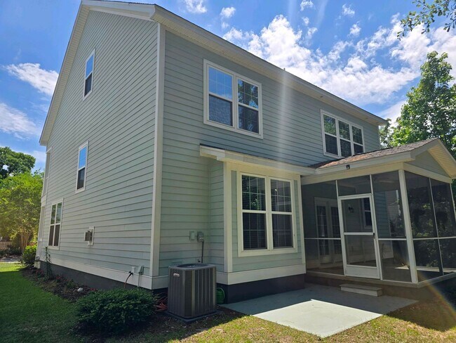 104 Elliott Creek Ln in Summerville, SC - Building Photo - Building Photo
