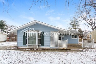 615 S Green St in Brownsburg, IN - Building Photo