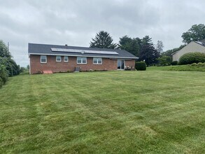 2208 Forry Rd in Lancaster, PA - Building Photo - Building Photo