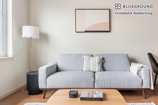 8300 160th Ave NE in Redmond, WA - Building Photo - Building Photo