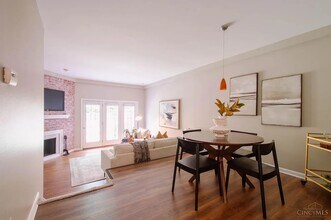 9767 Bunker Hill Ln in Montgomery, OH - Building Photo - Building Photo