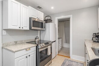 505 E Mc Donough St, Unit ID1359172P in Savannah, GA - Foto de edificio - Building Photo