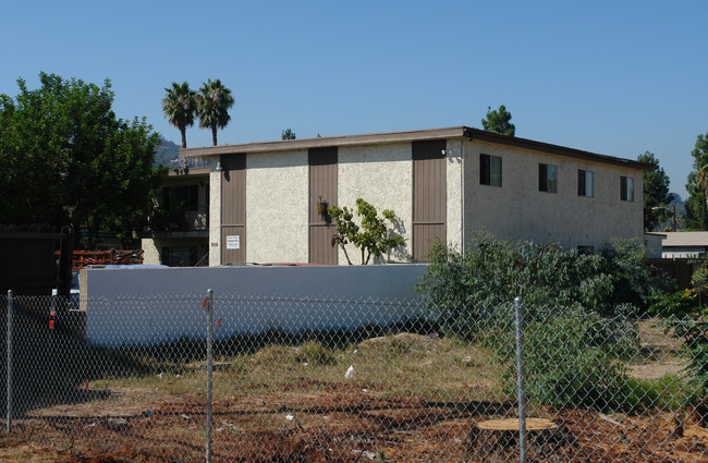 906 S Sunshine Ave in El Cajon, CA - Building Photo - Building Photo