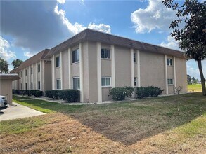 1739 Golf Club Dr in North Fort Myers, FL - Building Photo - Building Photo