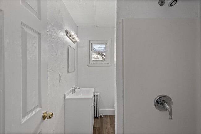 207 Fleet St in Rankin, PA - Building Photo - Building Photo