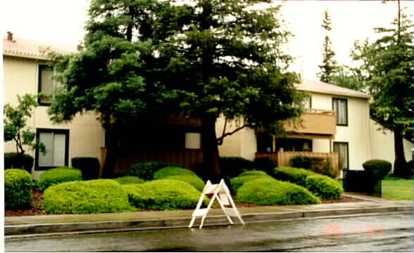 Bellagio Villas in Gilroy, CA - Foto de edificio - Building Photo