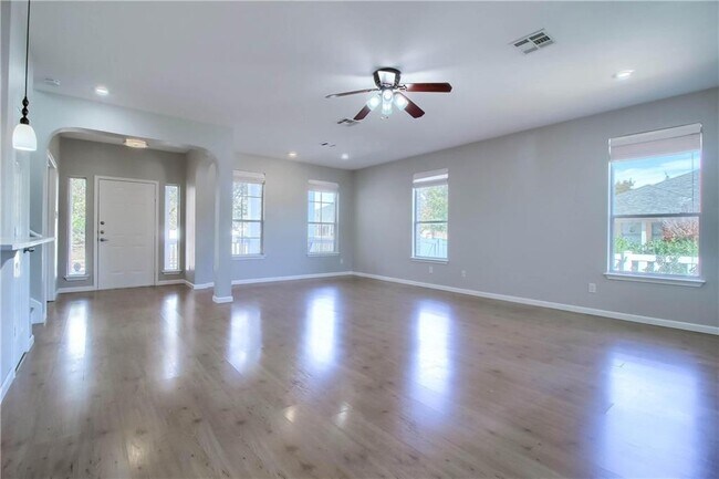 706 Big Spring Dr in Cedar Park, TX - Building Photo - Building Photo