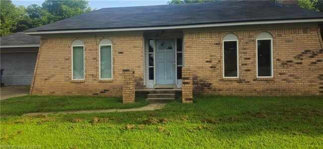 property at 6223 Atlanta St