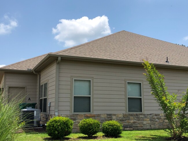 2009 S Dixieland Rd in Rogers, AR - Building Photo - Building Photo
