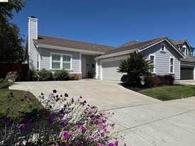 227 Carter Pl in Brentwood, CA - Building Photo