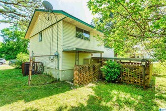 1112 S Gale Dr in Birmingham, AL - Building Photo - Building Photo