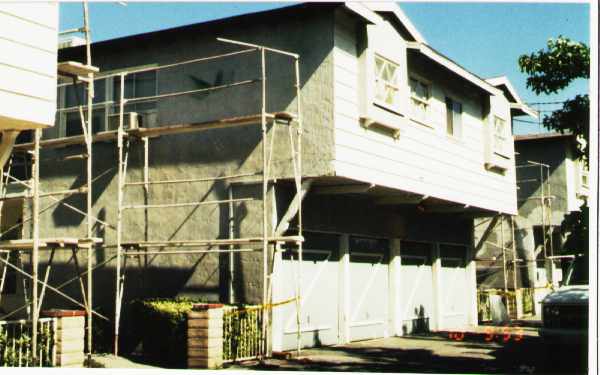 4845 Coldwater Canyon Ave in Sherman Oaks, CA - Foto de edificio - Building Photo