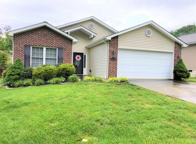 23 Bedding Pl in Johnson City, TN - Foto de edificio