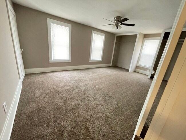 16 Victory Ct, Unit #18 in Pontiac, MI - Foto de edificio - Building Photo