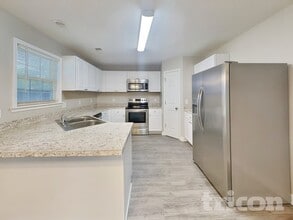 2 Abbey Rd in Elgin, SC - Building Photo - Building Photo