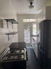 245 S Berendo St in Los Angeles, CA - Building Photo - Building Photo