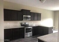 905 Courthouse Xing photo'