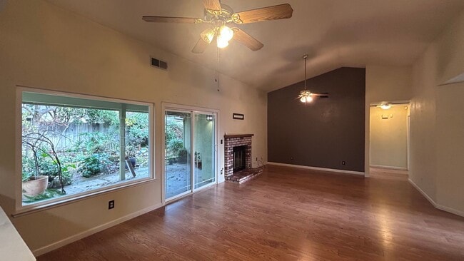 4609 Wessex Ln in Salida, CA - Building Photo - Building Photo