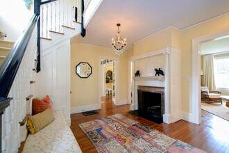 35 Huntting Ln in East Hampton, NY - Building Photo - Building Photo
