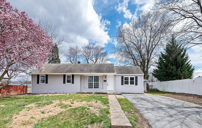 property at 1 Carlo Rd