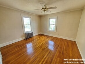 8 Cross St in Woburn, MA - Building Photo - Building Photo