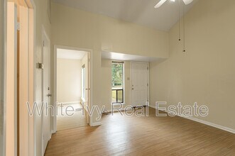76 Westwood Dr W in Trinity, TX - Building Photo - Building Photo