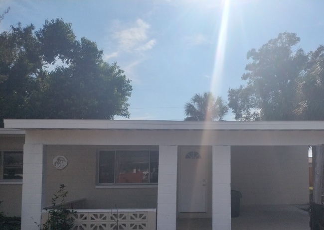 5030 98th Ave N in Pinellas Park, FL - Building Photo - Building Photo