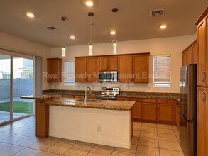 15811 N 74th Ln in Peoria, AZ - Building Photo - Building Photo