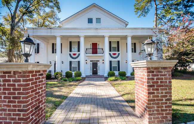 Carron Oak in Valdosta, GA - Building Photo - Building Photo