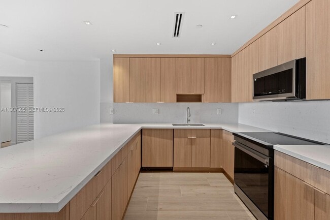 property at 251 Crandon Blvd