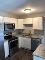3331 N Valleyview Dr in Bloomington, IN - Building Photo