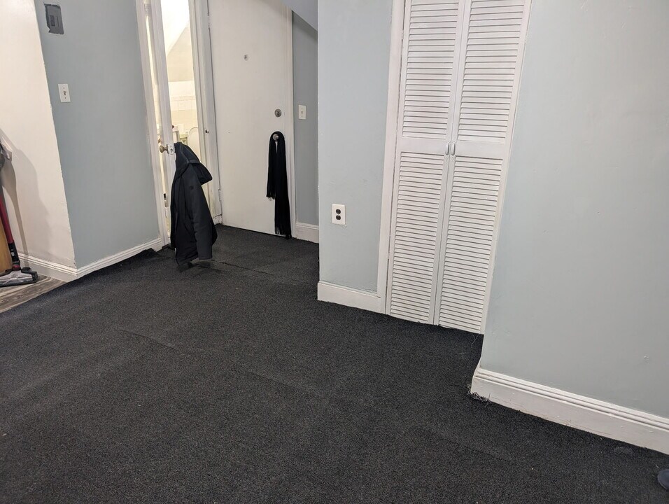 8755 125th St, Unit 2 in Richmond Hill, NY - Building Photo