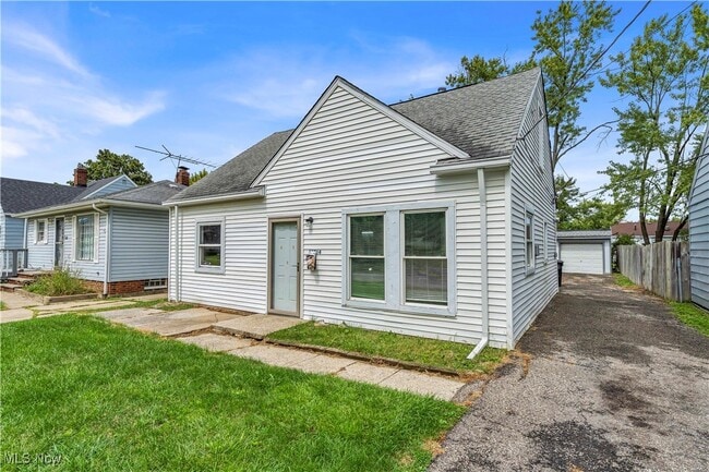 12714 Bennington Ave in Cleveland, OH - Building Photo - Building Photo