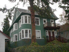 3423 Hoyt Ave in Everett, WA - Building Photo