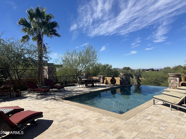 property at 11372 E Apache Vistas Dr