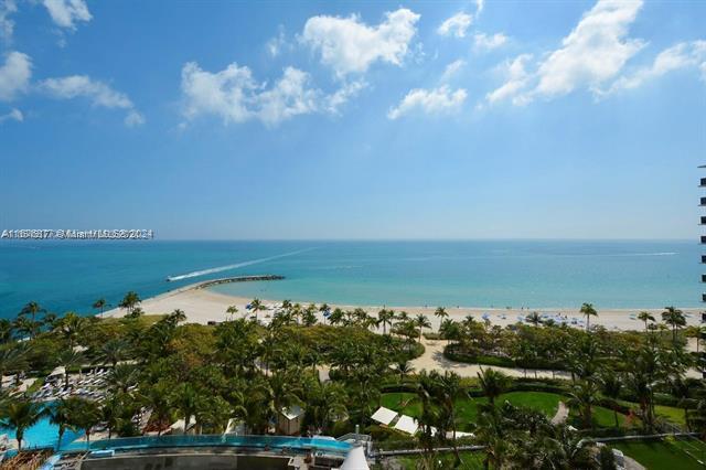 10295 Collins Ave, Unit 801 in Bal Harbour, FL - Foto de edificio - Building Photo