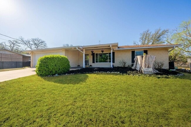 property at 1213 Donna Kay Dr