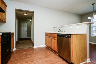 1855 Neighborhood Walk in Mcdonough, GA - Building Photo - Building Photo