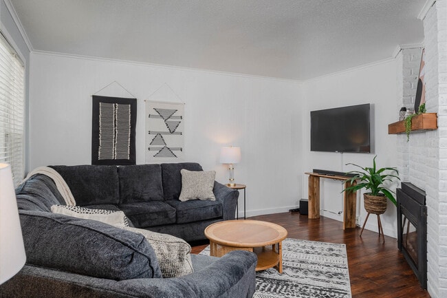 property at 212 Baldwin Ave