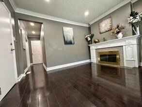 574 Dovercourt Rd in Toronto, ON - Building Photo - Building Photo