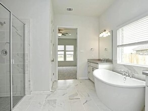 20301 Crested Caracara Ln in Pflugerville, TX - Building Photo - Building Photo