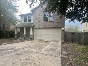 9411 Rainbow Creek in San Antonio, TX - Building Photo - Building Photo