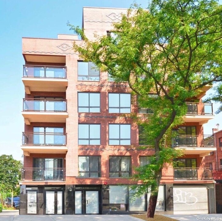 144-89 38th Ave-Unit -5B in Queens, NY - Foto de edificio