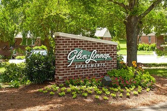 Glen Lennox Apartments in Chapel Hill, NC - Building Photo - Building Photo